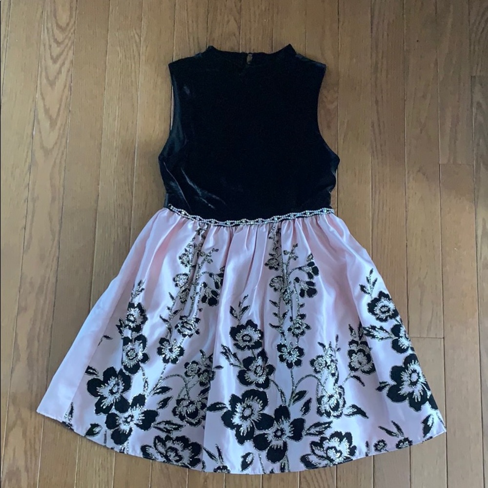 Girl’s formal dress size 8